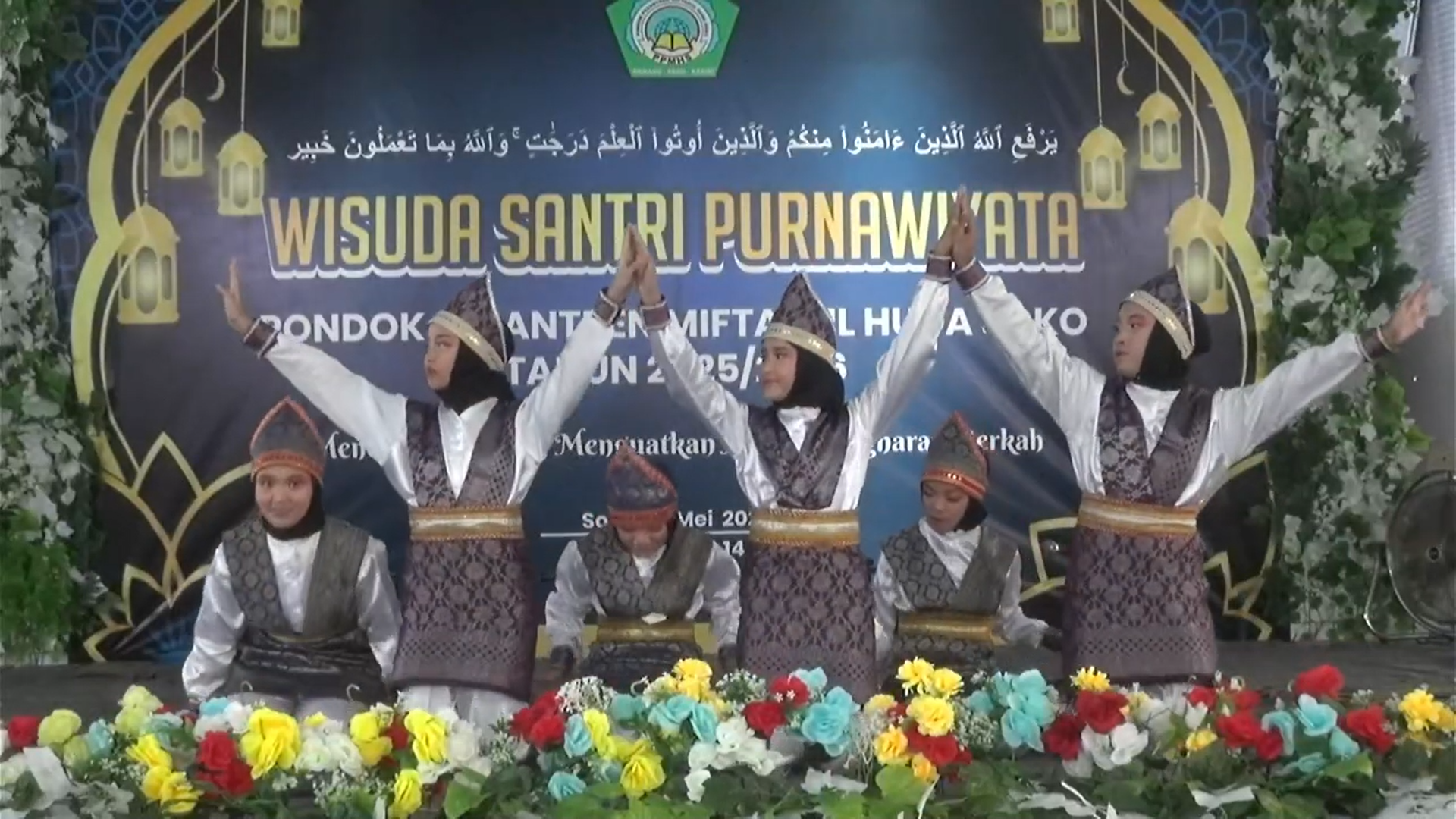 Penampilan Tari Saman Santri PPMHS